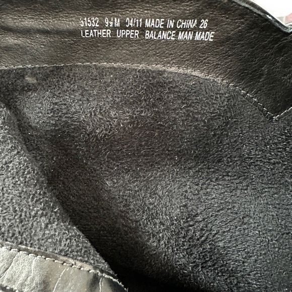 Clarks Ankle Bootie Boot SZ 9.5 Leyden Black Leather Ruche Slouch Buckle Comfort - Picture 6 of 13